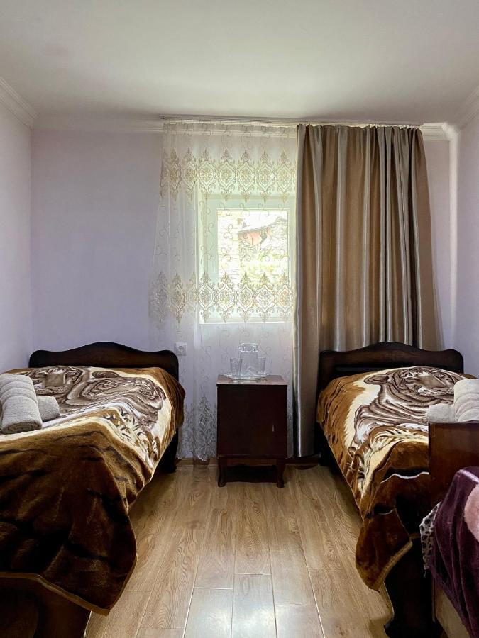 Готель Nizharadze'S Tower Ушґулі Екстер'єр фото